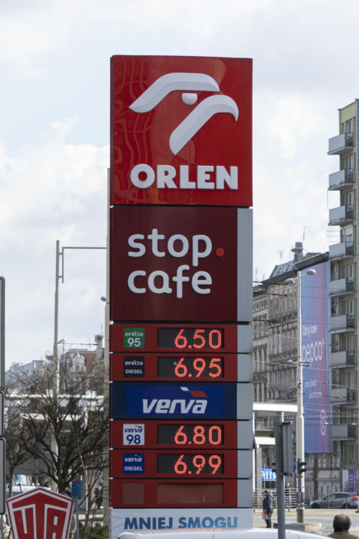 Ceny paliw we Wrocławiu. Eksperci nie mają złudzeń, wkrótce benzyna będzie po 8 zł