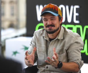 Dawid Ogrodnik kiedyś i dziś. Aktor-kameleon na przestrzeni lat przeszedł wielką metamorfozę