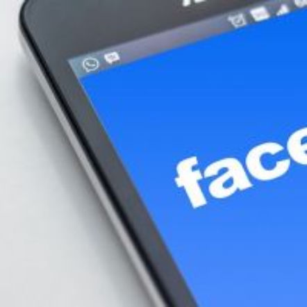 Facebook - reakcje w komentarzach. Jak używać?