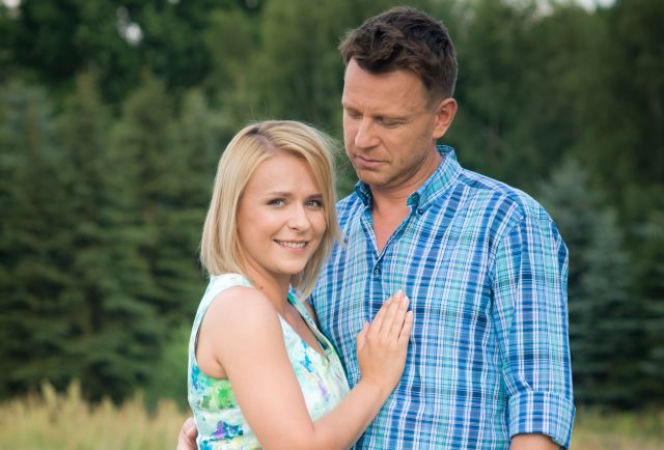 Pierwsza miłość. Marysia (Aneta Zając), Michał (Wojciech Błach)