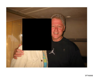 Clinton zabiera głos po publikacji zdjęć z Epsteinem. Ma jedno żądanie