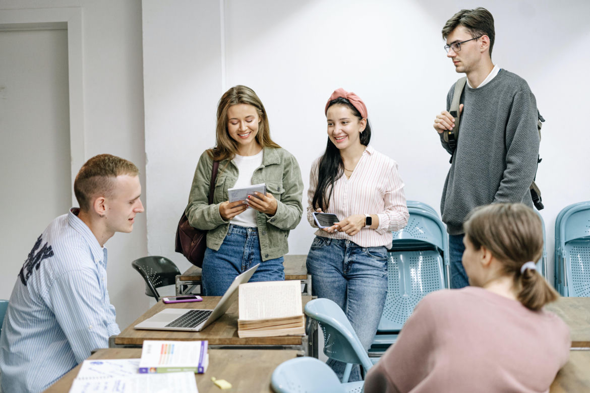 Najbardziej popularne kierunki studiów w roku akademickim 2023/2024