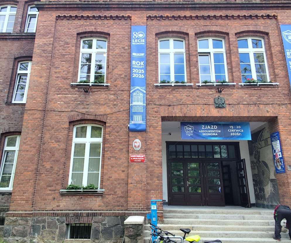 80 lat Ekonoma