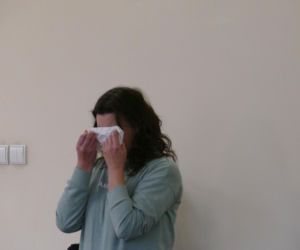 Urodziła i porzuciła dziecko obok pustostanu. Mała Wiktoria cudem przeżyła