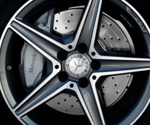 Mercedes-Benz C300 BlueTEC Hybrid