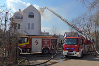 Pożar poddasza w domu jednorodzinnym na Bielanach