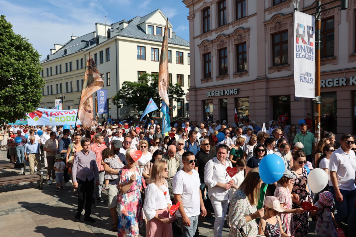 Marsz dla Życia i Rodziny 2024 w Dzień Matki przeszedł przez centrum Lublina