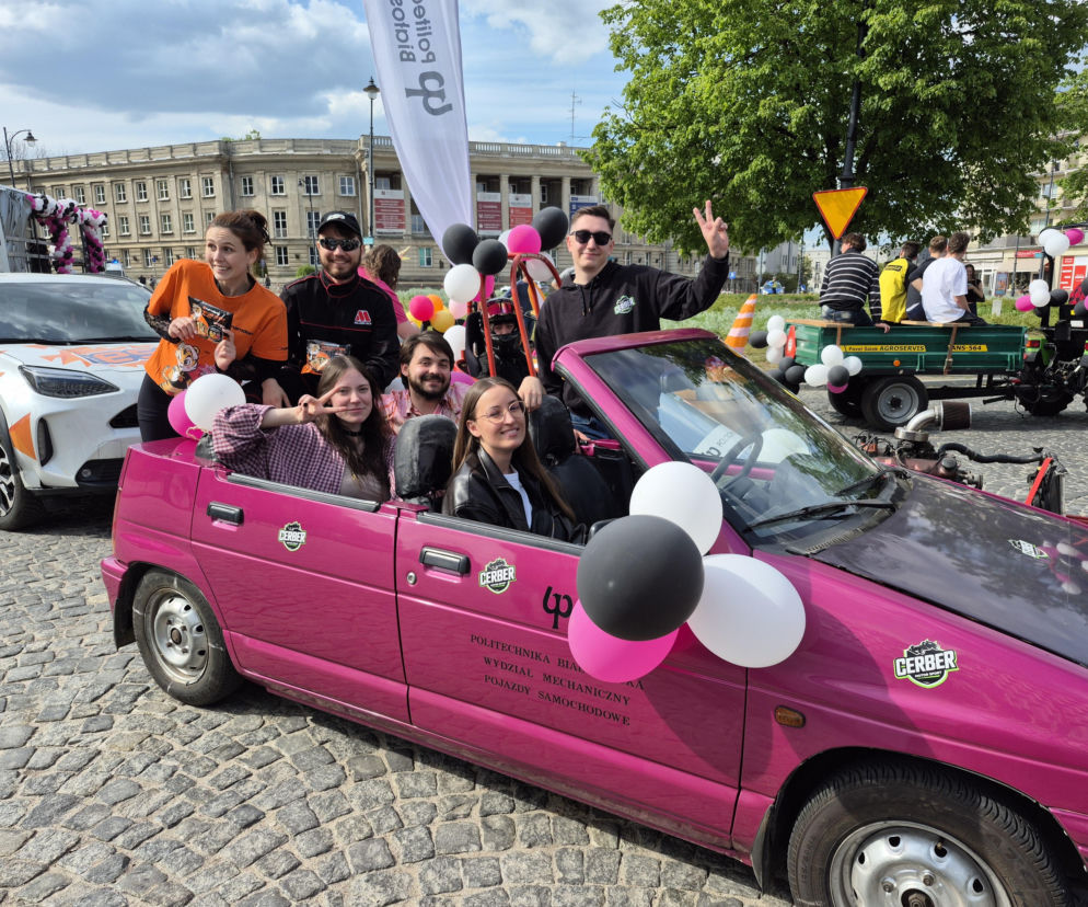  Parada ulicami miasta. Studenci przejeli kontrolę w Białymstoku 