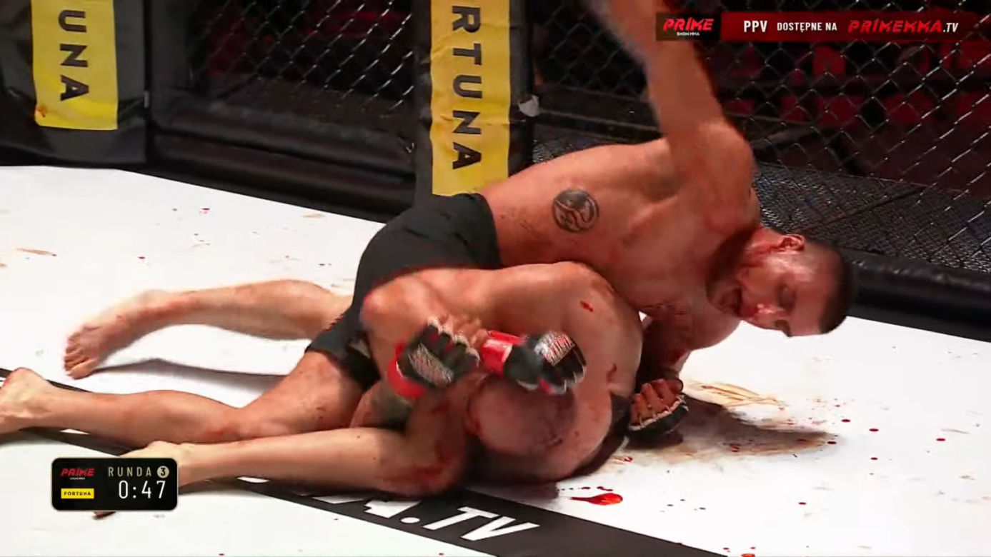 Krwawa rzeź w walce na PRIME MMA
