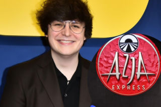 Obciął się na łyso u Łatwoganga. Teraz znany YouTuber wystąpi w Azja Express