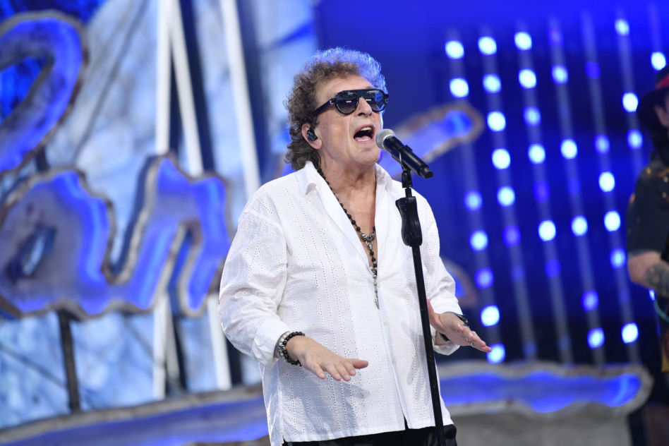 Ludzie w Opolu śpiewali za nich! "Starsi panowie" z Lady Pank roznieśli scenę!