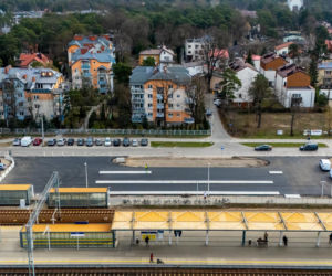 Protest mieszkańców przeciwko przebudowie linii otwockiej. Kolejarze otrzymali nagrodę Leniwego Szlabanu