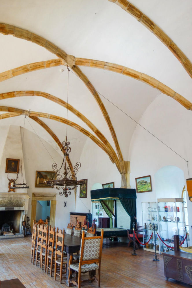 To jeden z najpiękniejszych zamków w Polsce. Mało kto wie, że zbudowano go na…wygasłym wulkanie