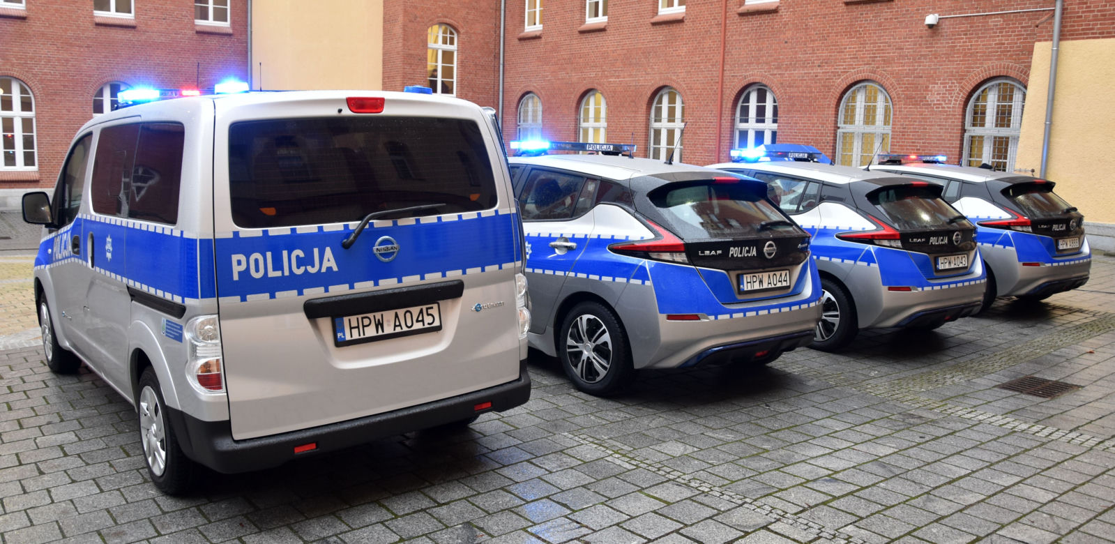 Pierwsze w Polsce elektryczne radiowozy 