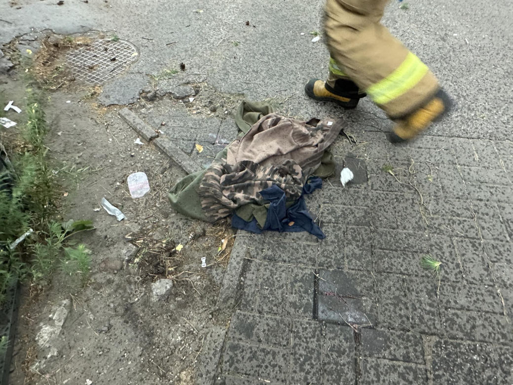 Tragedia na Pradze-Północ. Mężczyzna zginął po upadku z 6. piętra