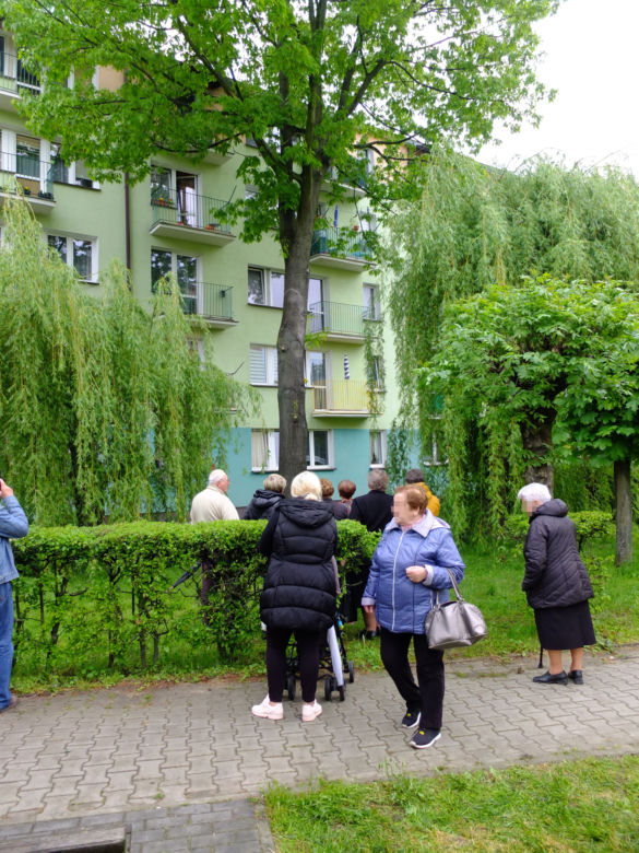 Cud w Parczewie? Modlitwy przy niezwykłym wizerunku. "Bóg chce nam coś powiedzieć"
