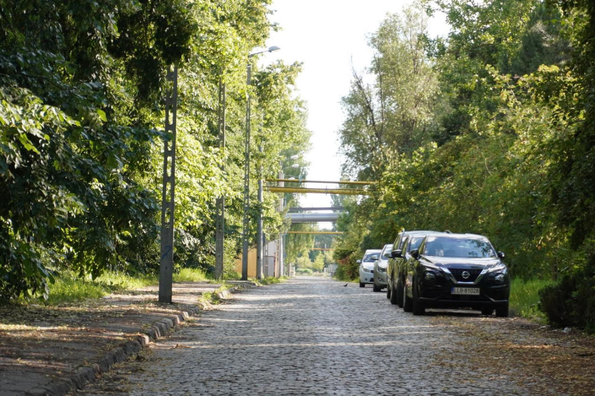Lublin. W XX wieku to miejsce tętniło życiem. Jak dziś wygląda teren po dawnej Fabryce Samochodów Ciężarowych na Tatarach?