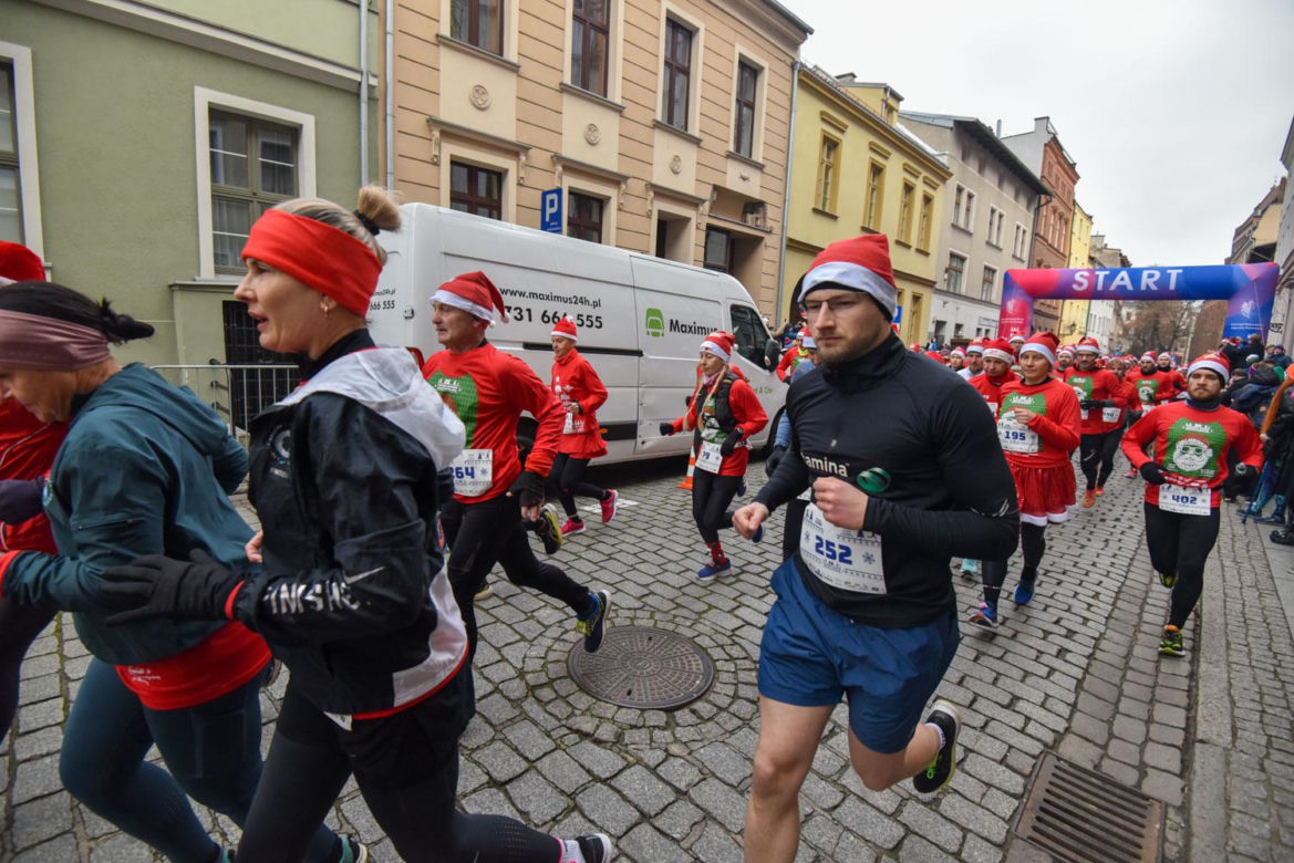 XXII Festiwal Biegów Świętych Mikołajów w Toruniu