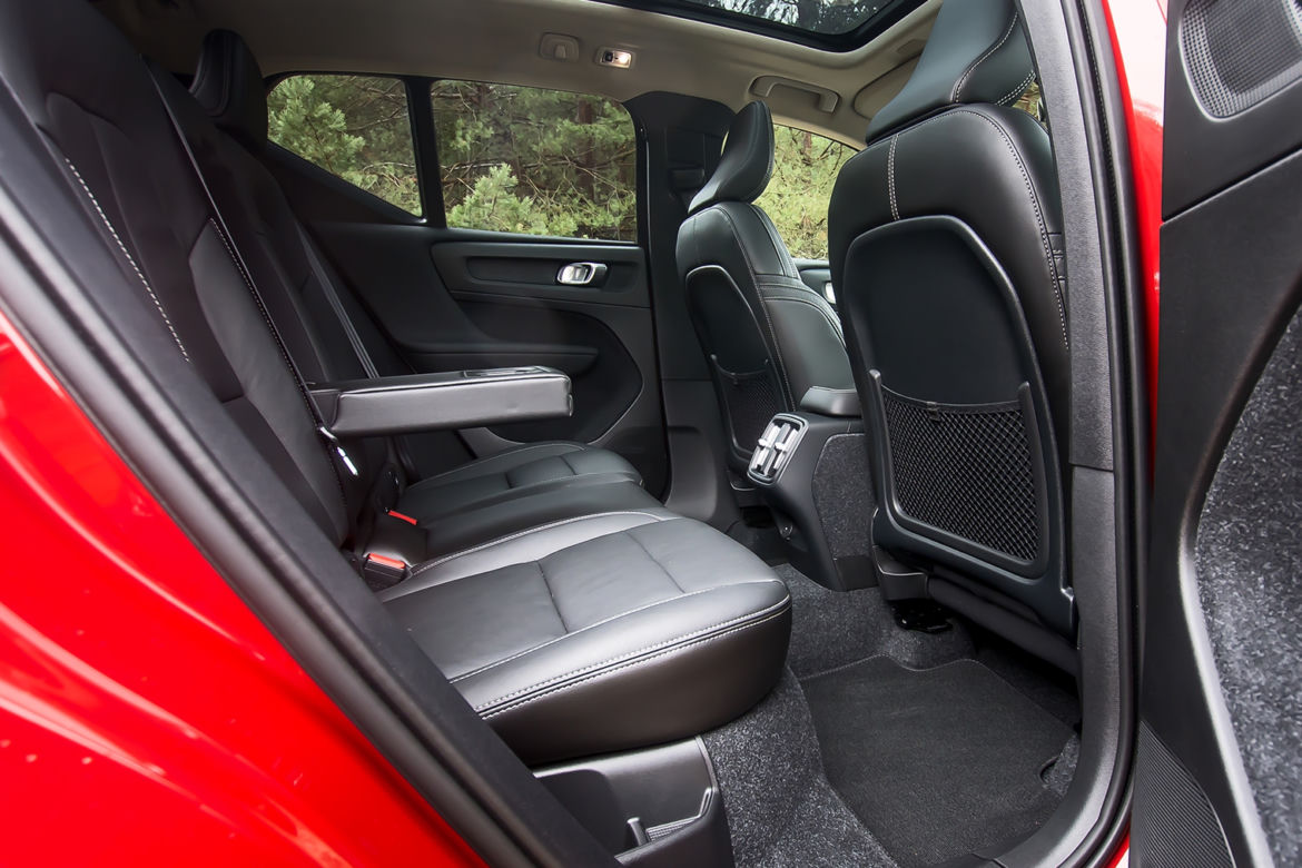 Volvo XC40 D4 AWD AT8 Momentum