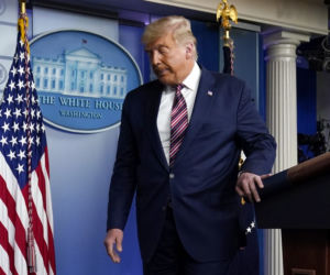 Melania już ucieka od Trumpa