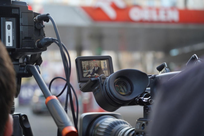 Przemysław Czarnek na stacji Orlen