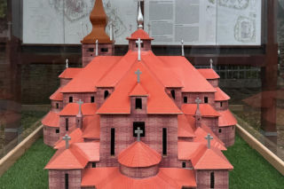 Budowa nowego kościoła w Ochotnicy Dolnej