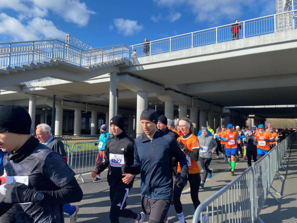 DOZ Maraton Łódź 2025. Biegacze opanowali Łódź