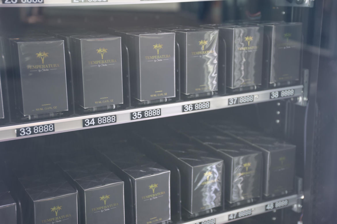 Automat z perfumami Skolima stanął w Lublinie