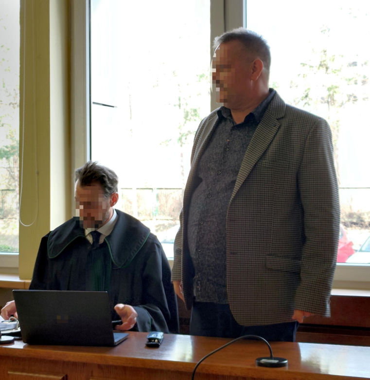 Tomasz S. broni się przed sądem. Generatorem plazmy wyganiał patogeny