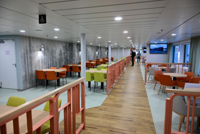 Jantar Unity uroczyście ochrzczony! Tak prezentuje się najnowocześniejszy prom w Polsce