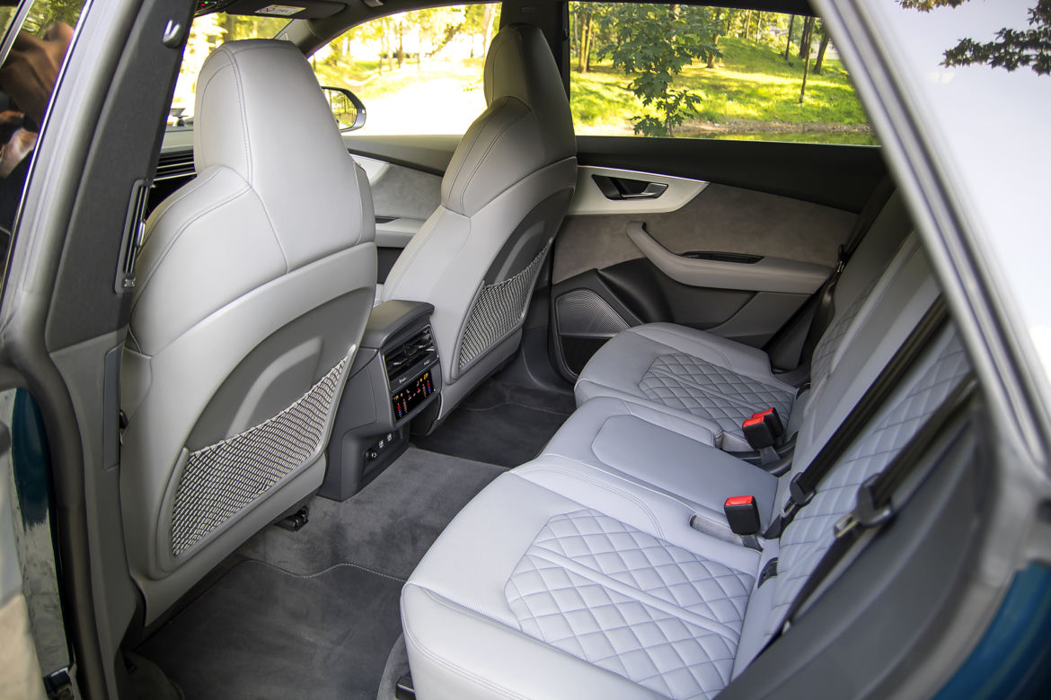 Audi Q8 50 TDI quattro tiptronic 