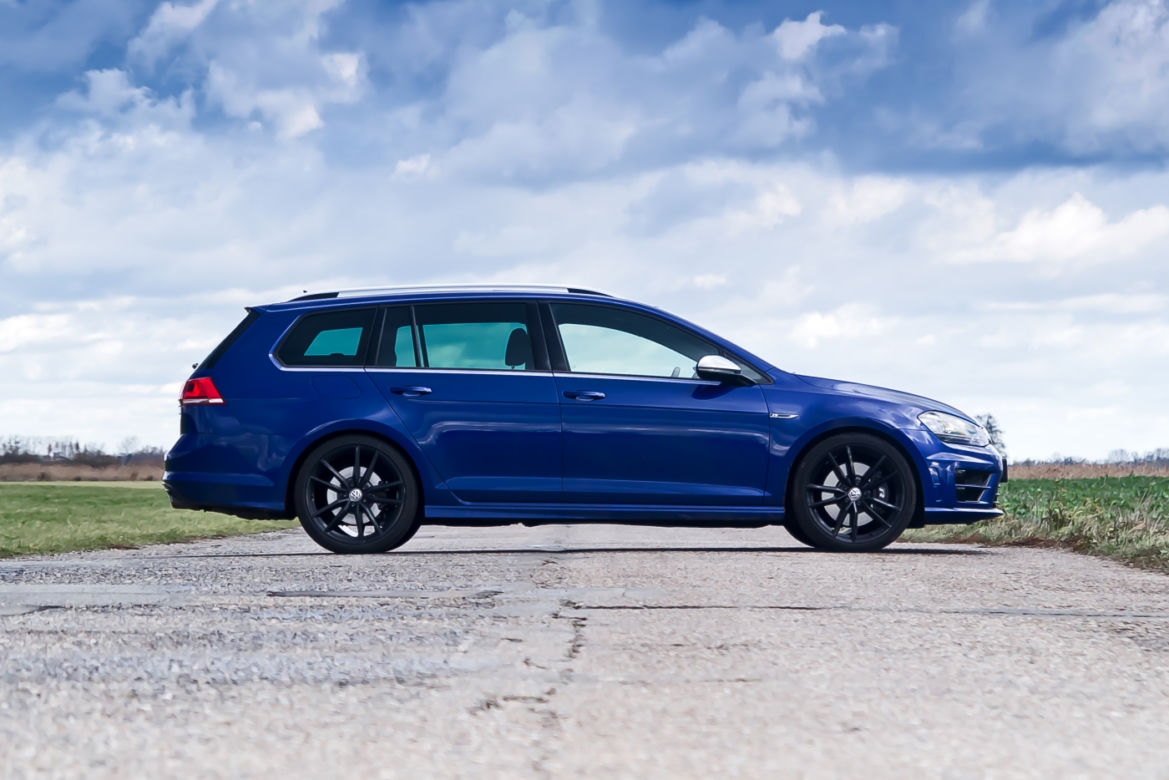 Volkswagen Golf Variant R