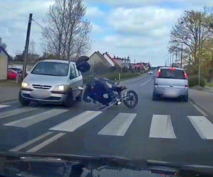 Wymuszenie pierwszeństwa na motocykliście 