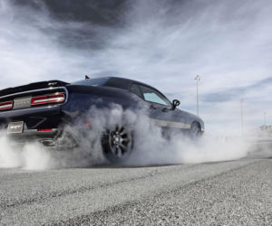 Dodge Challenger SRT i SRT Hellcat