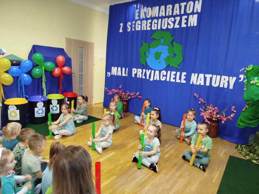 Program jest częścią projektu „EKOmaraton Siedlce z Segregiuszem” promującego edukację ekologiczną wśród najmłodszych poprzez zabawę
