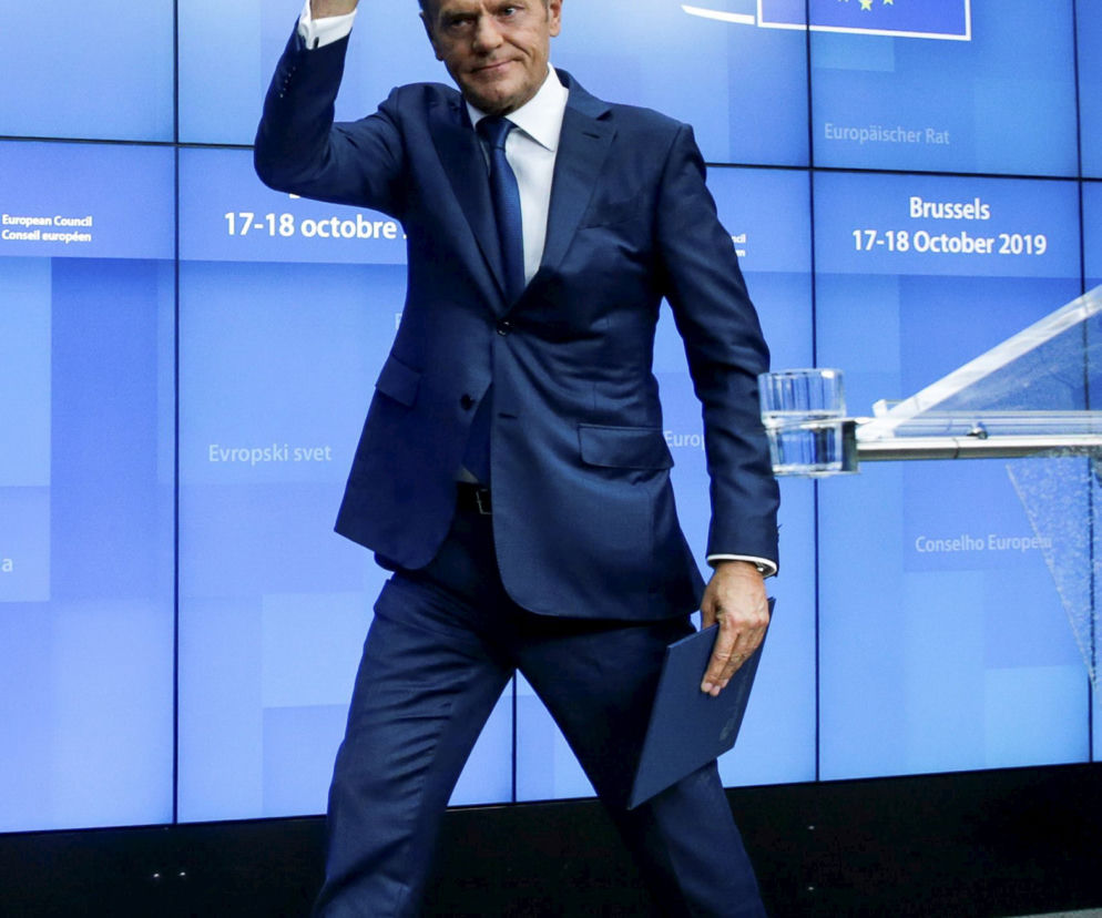 Tusk zarobił 7 milionów