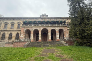Pałac w Pilicy, wspaniała rezydencja która od dekad popada w ruinę