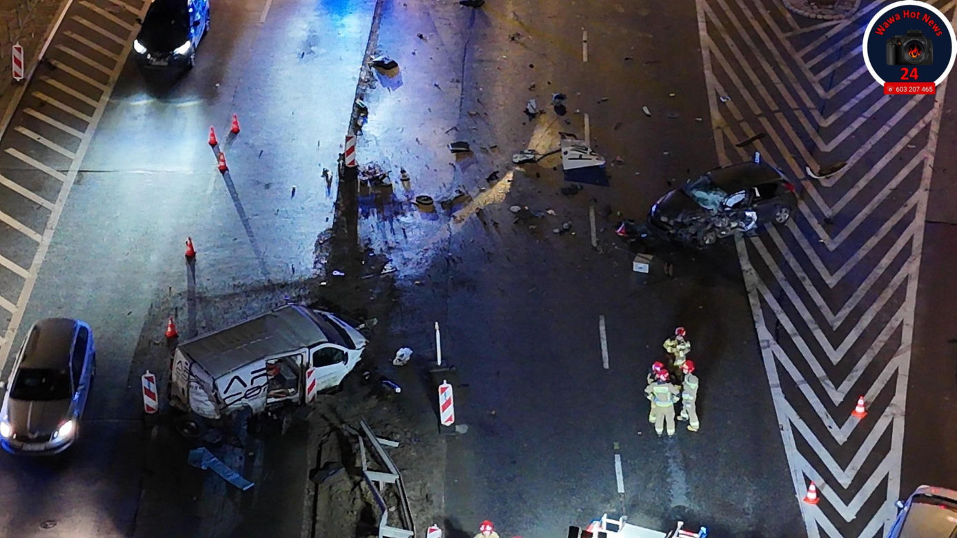Wypadek na Wisłostradzie. Poszkodowane 6 osób, w tym dzieci
