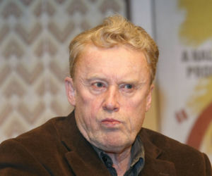 Muszę pracować, żeby utrzymać rodzinę