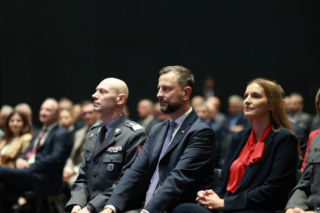Rekordowe wsparcie dla polskiego przemysłu zbrojeniowego. 350 milionów złotych na kluczowe inwestycje w obronność kraju