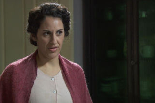 Akacjowa 38, odcinek 813: Lolita, po zaręczynach z Antonitem, nie potrafi odnaleźć się w roli przyszłej pani domu