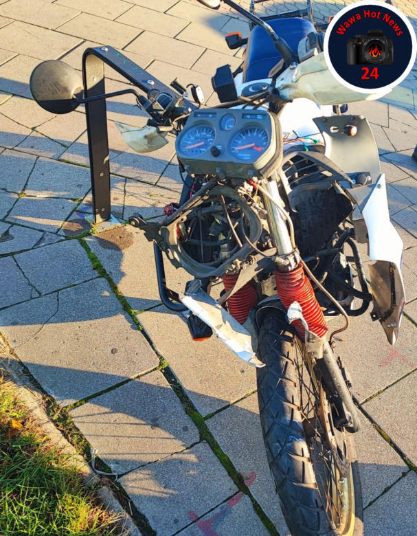 Poważny wypadek na Mokotowie. Motocyklista w szpitalu