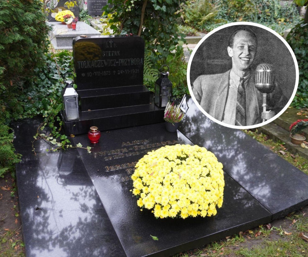 Grób Jeremiego Przybory z kwiatami. Na miniaturze obok artysta przy mikrofonie. O poecie czytaj na Eska Warszawa.