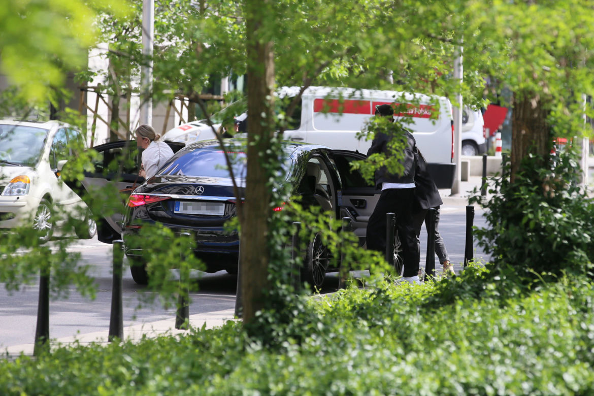Auto Lewandowskiego zaparkowane na zakazie. WTOPA!