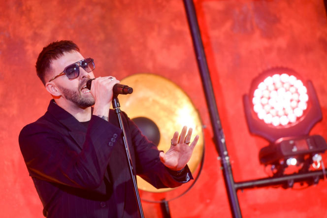 Grzegorz Hyży kiedyś i dziś. Od skromnego chłopaka z "X Factora" do ikony męskiego stylu