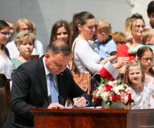 Duda chce zmienić konstytucję