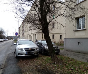 Tak się parkuje na Koszutce. Mieszkańcy mają dość