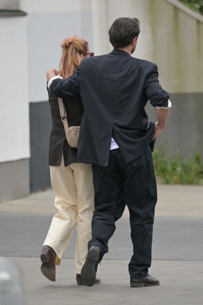 Katarzyna Wajda czekając na rozwód, całowała się w sądzie