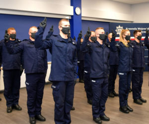Podlaskie. Uroczyste ślubowanie 21 nowych policjantów