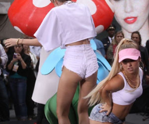 Miley Cyrus: Ostatnio gwiazda przesadza.
